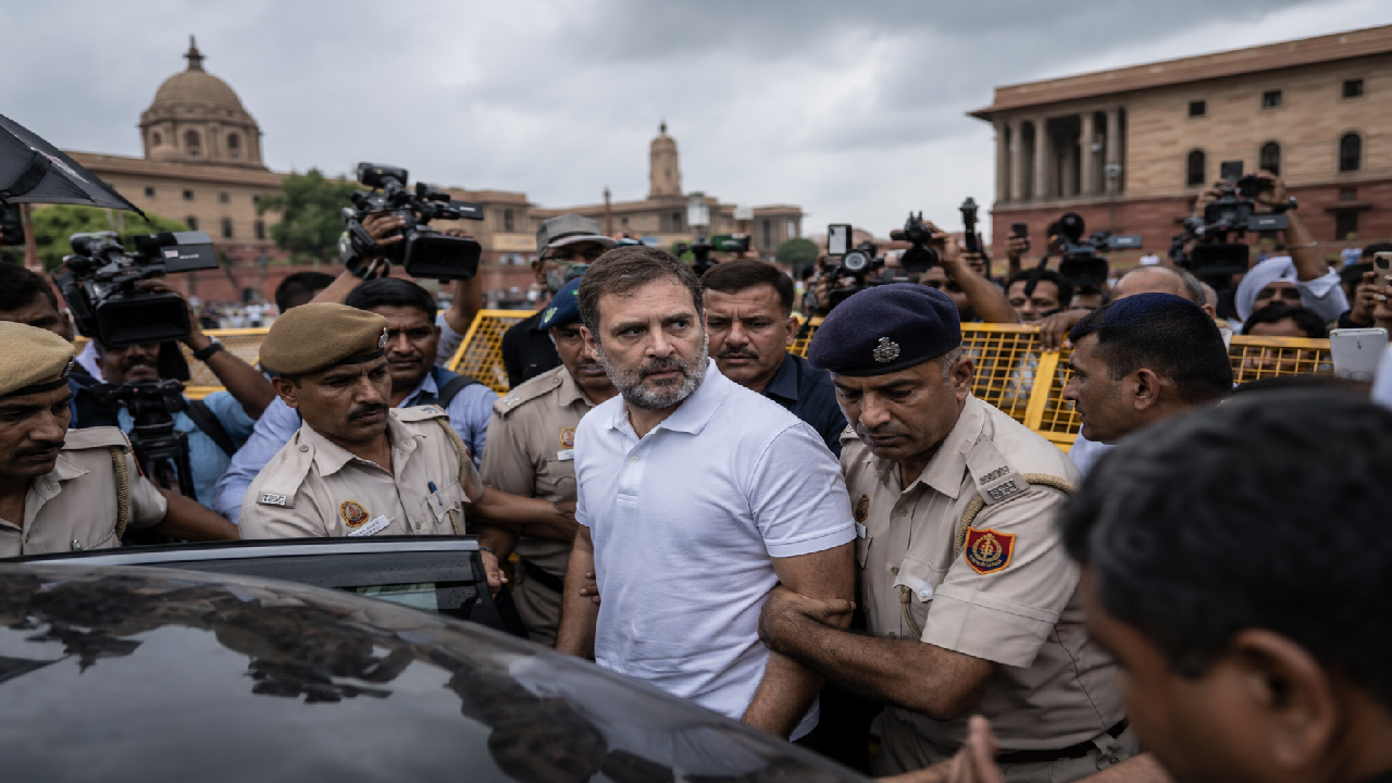 rahul-gandhi-detained-outside-pm-residence-delhi-protest